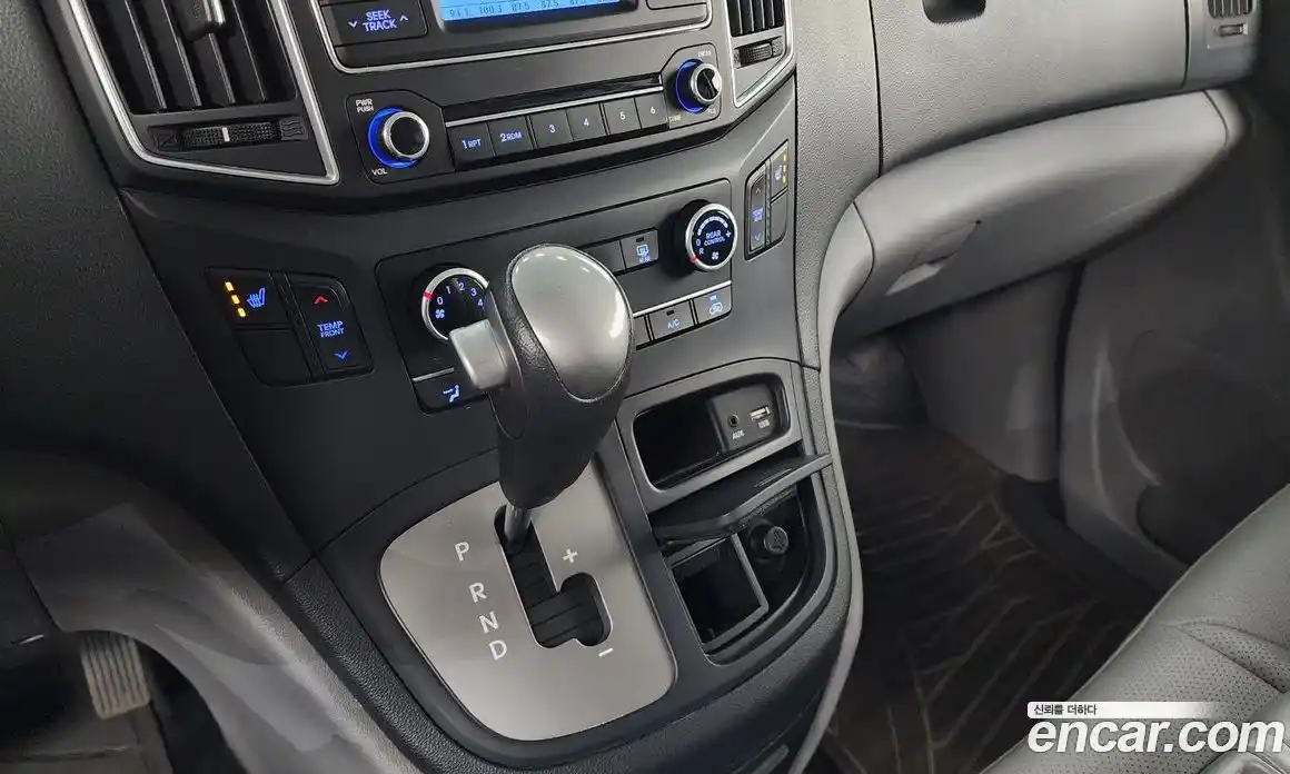 Hyundai Starex 2019 2.5 Автомат в Москве № 43370, фото 13