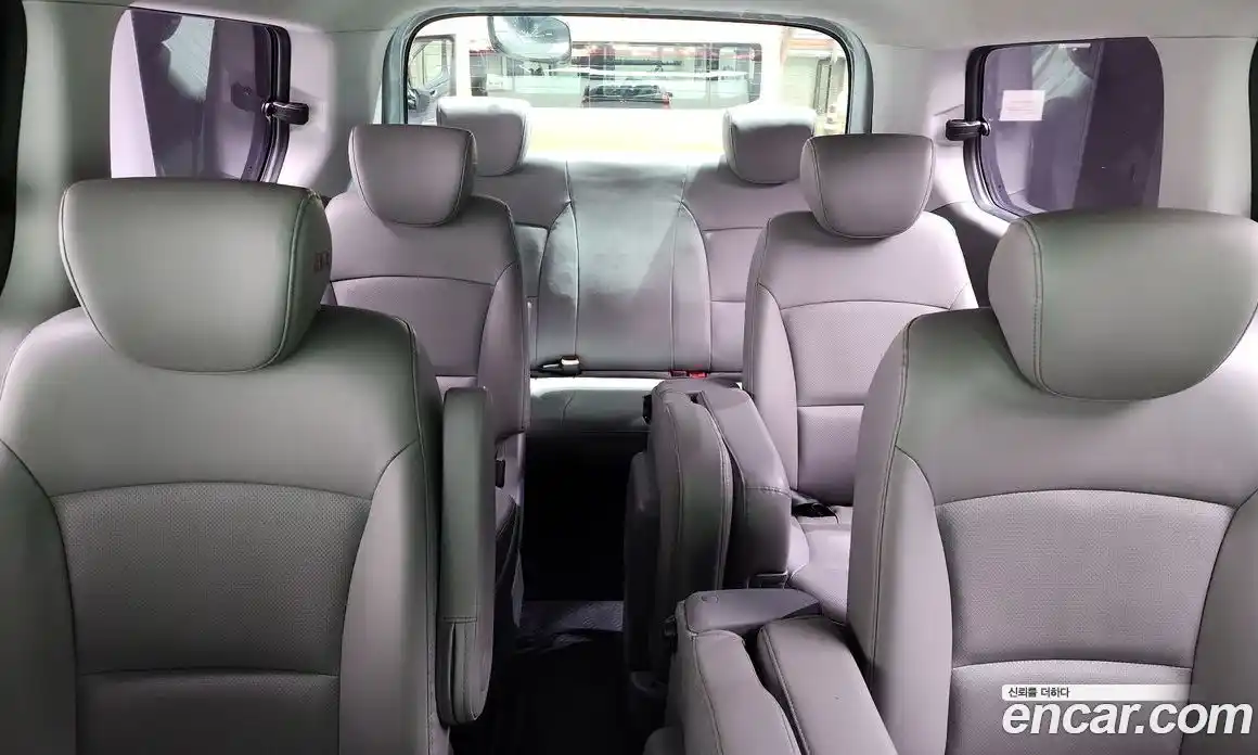 Hyundai Starex 2019 2.5 Автомат в Москве № 43370, фото 19