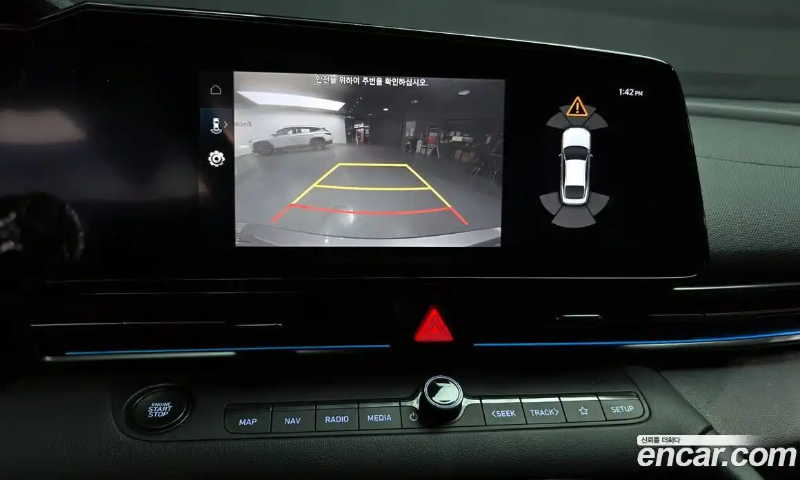 Hyundai Avante 2022 2.0 Механическая в Москве № 46394, фото 12