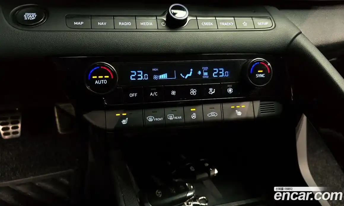 Hyundai Avante 2022 2.0 Механическая в Москве № 46394, фото 15