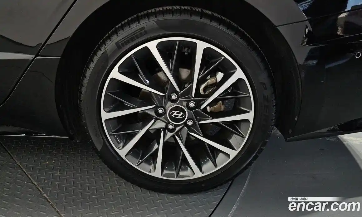 Hyundai Sonata 2023 1.6 Автомат в Москве № 46561, фото 13