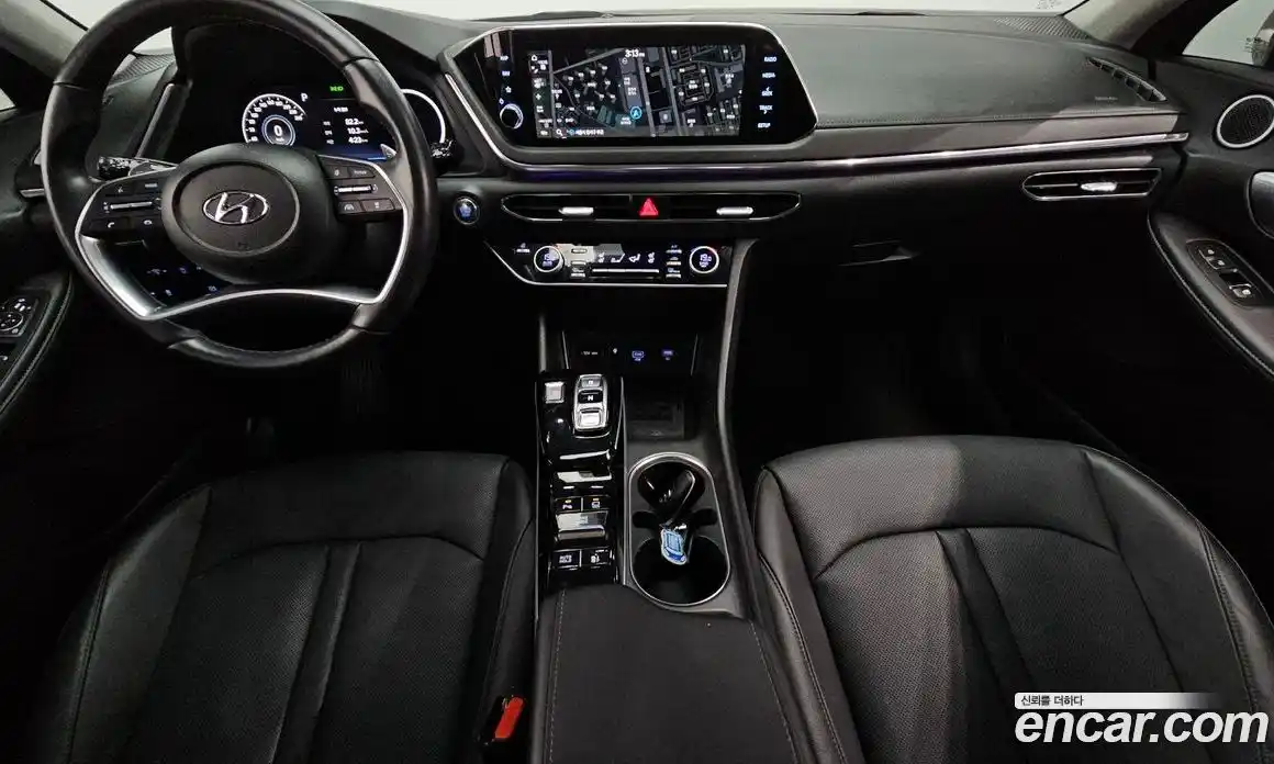 Hyundai Sonata 2023 1.6 Автомат в Москве № 46561, фото 14