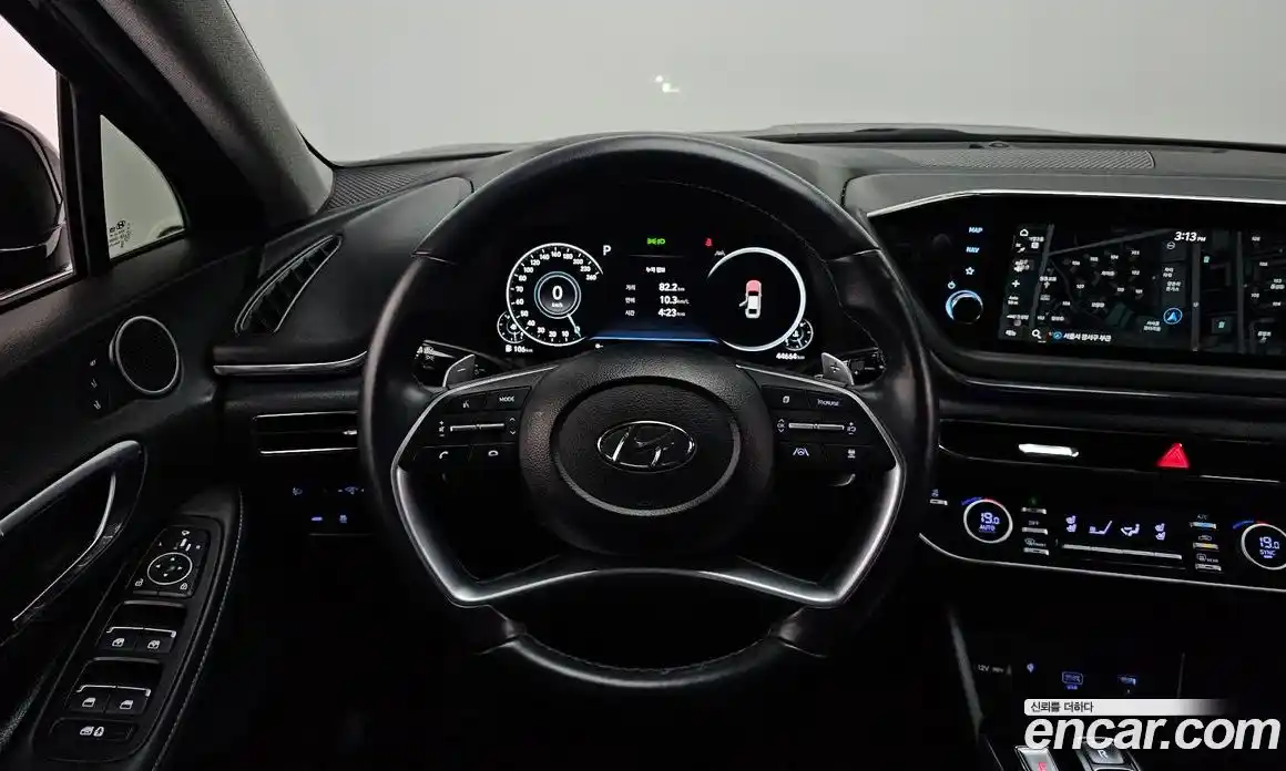 Hyundai Sonata 2023 1.6 Автомат в Москве № 46561, фото 17