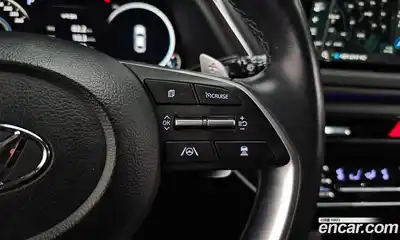 Hyundai Sonata 2023 1.6 Автомат в Москве № 46561, миниатюра 8