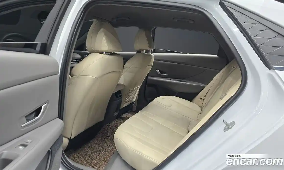 Hyundai Avante 2024 1.6 Автомат в Москве № 50135, фото 19