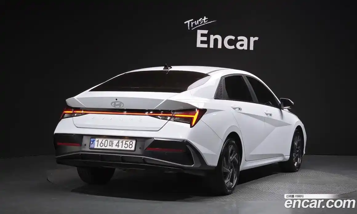 Hyundai Avante 2024 1.6 Автомат в Москве № 50135, фото 6