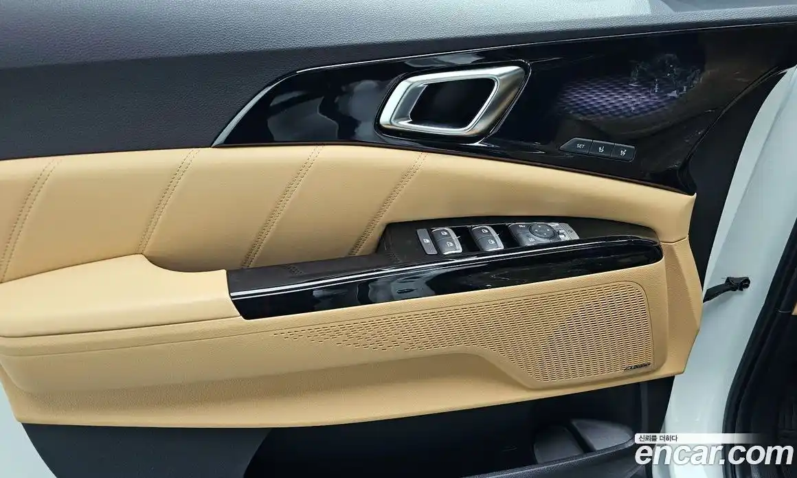 Kia Canival 2021 2.2 Автомат в Москве № 51365, фото 14