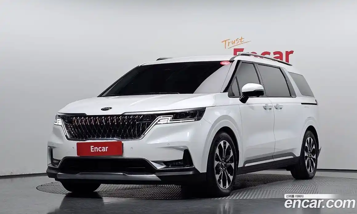 Kia Canival 2021 2.2 Автомат в Москве № 51365, фото 15