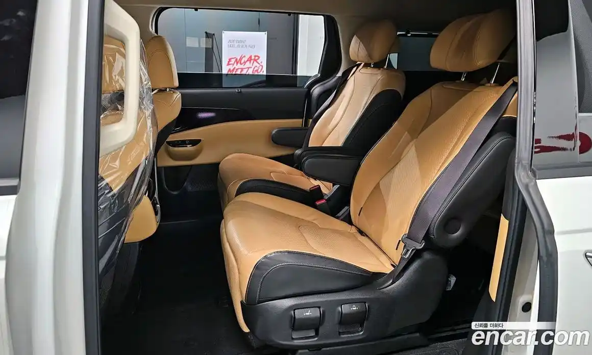 Kia Canival 2021 2.2 Автомат в Москве № 51365, фото 6