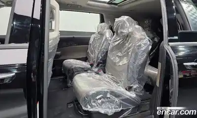 Kia Canival 2024 2.2 Автомат в Москве № 53623, миниатюра 4