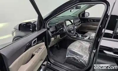 Kia Canival 2024 2.2 Автомат в Москве № 53623, миниатюра 6