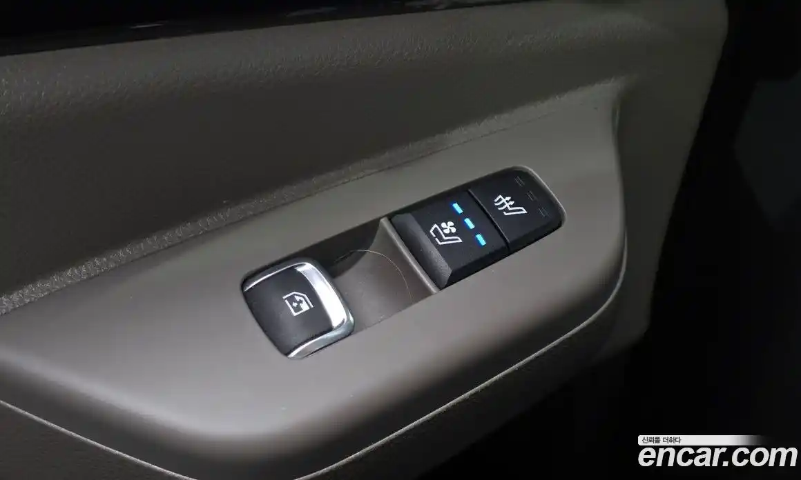 Kia Canival 2024 2.2 Автомат в Москве № 53623, фото 9