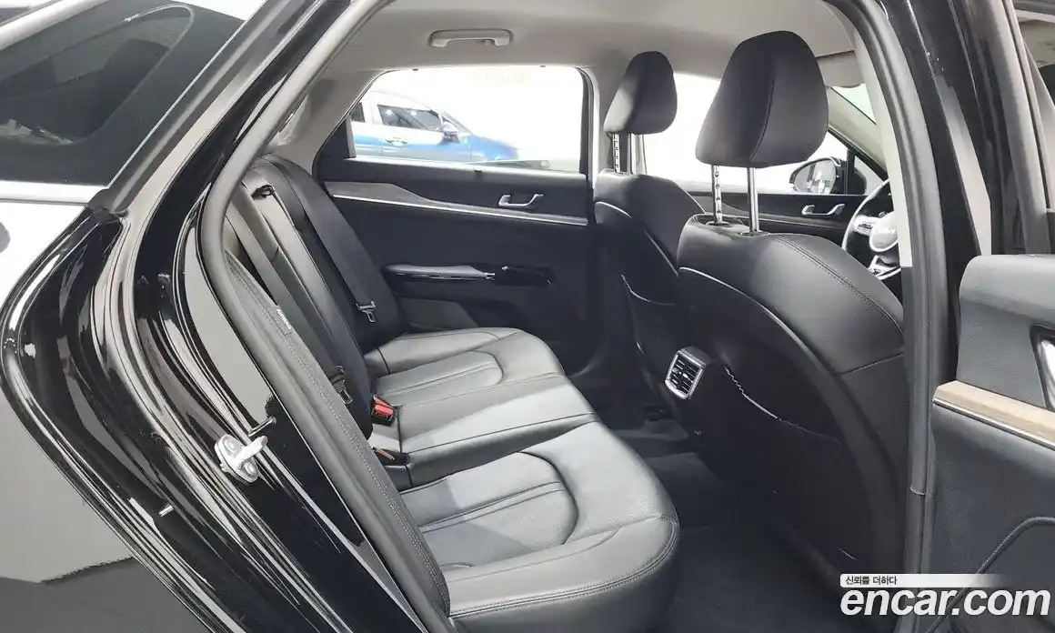 Kia K5 2023 2.0 Автомат в Москве № 54300, фото 3