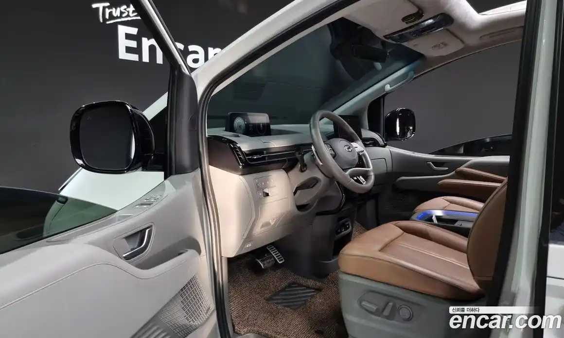 Hyundai Staria 2023 2.2 Автомат в Москве № 6902, фото 10