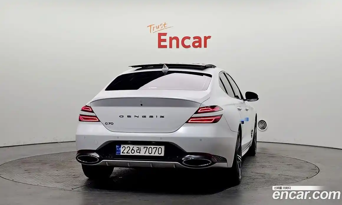 Genesis G70 2024 2.5 Автомат в Москве № 78055, фото 4