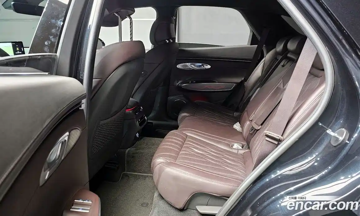 Genesis GV70 2021 2.5 Автомат в Москве № 81081, фото 20