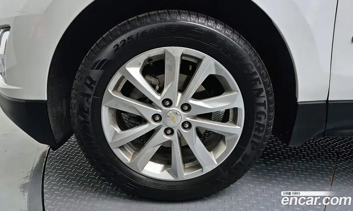 Chevrolet Equinox 2020 1.6 Автомат в Москве № 85428, фото 16