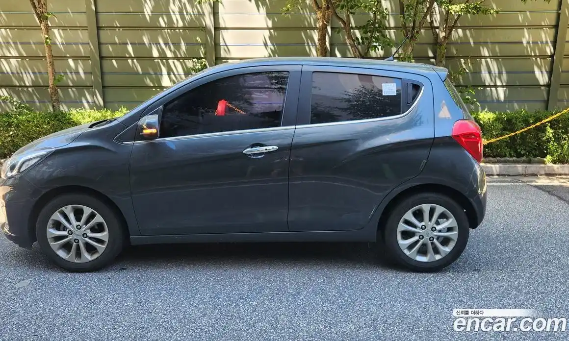 Chevrolet Spark 2019 1.0 Вариатор в Москве № 94050, фото 3