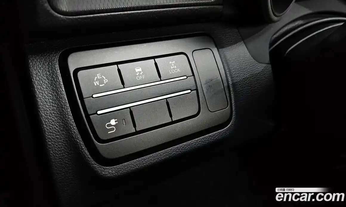 SsangYong TIBOLI 2017 1.6 Автомат в Москве № 97913, фото 19