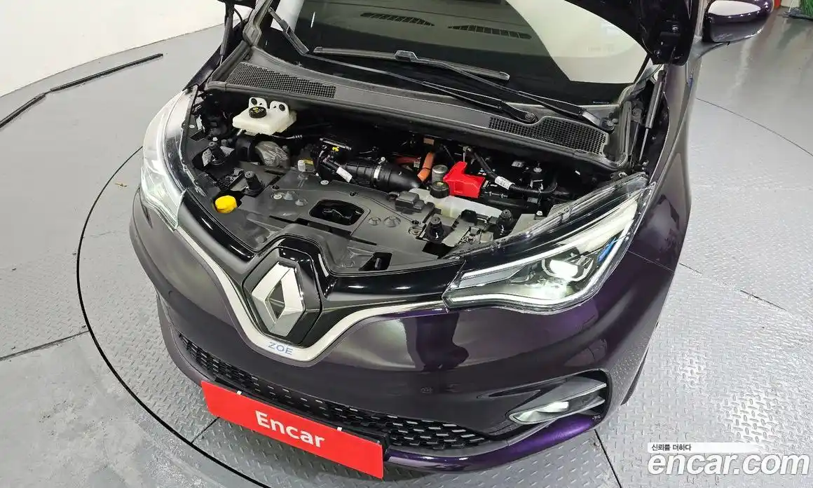 Renault Zoe 2021 0.2 Автомат в Москве № 106079, фото 6