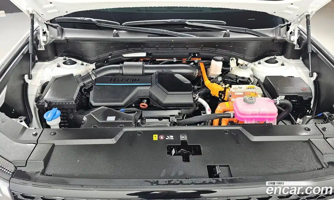 Hyundai Santa Fe 2024 1.6 Автомат в Москве № 109235, фото 11