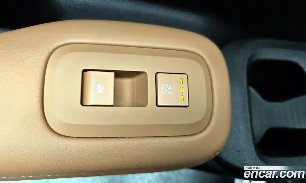 Hyundai Santa Fe 2024 1.6 Автомат в Москве № 109235, фото 15