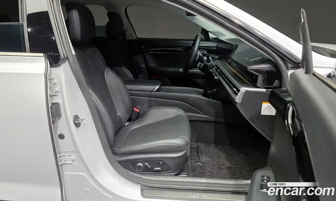 Hyundai Grandeur 2023 1.6 Автомат в Москве № 110215, фото 3