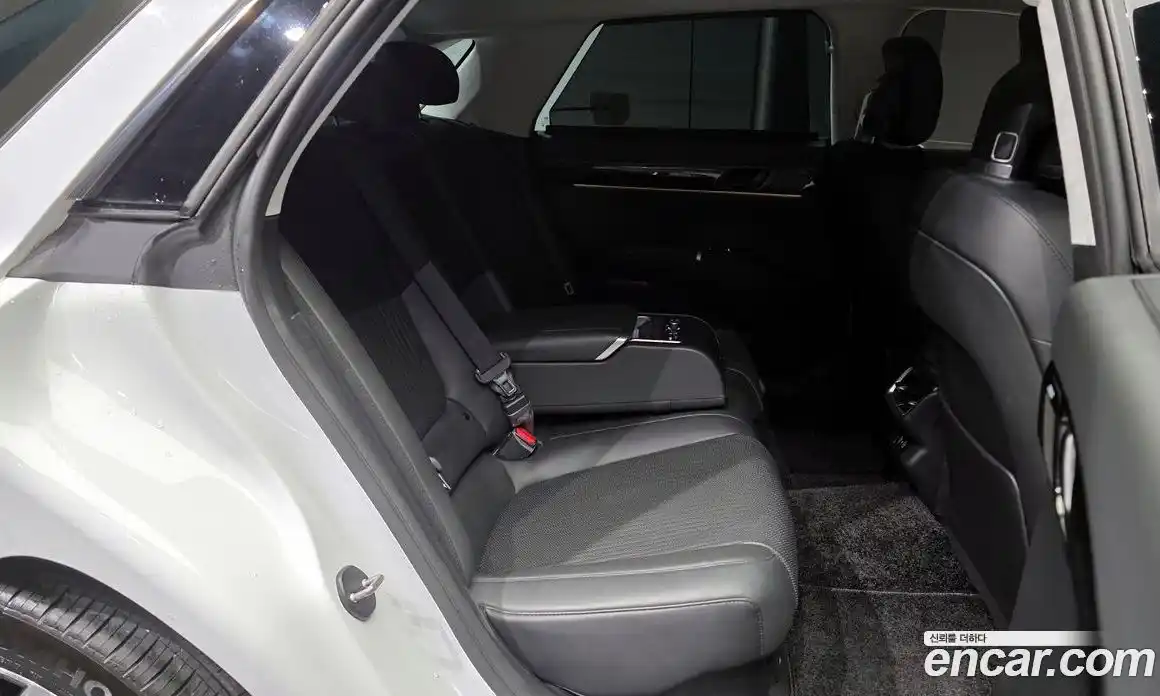 Hyundai Grandeur 2023 1.6 Автомат в Москве № 110215, фото 6