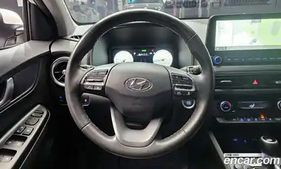 Hyundai Kona 2022 1.6 Автомат в Москве № 110260, миниатюра 4