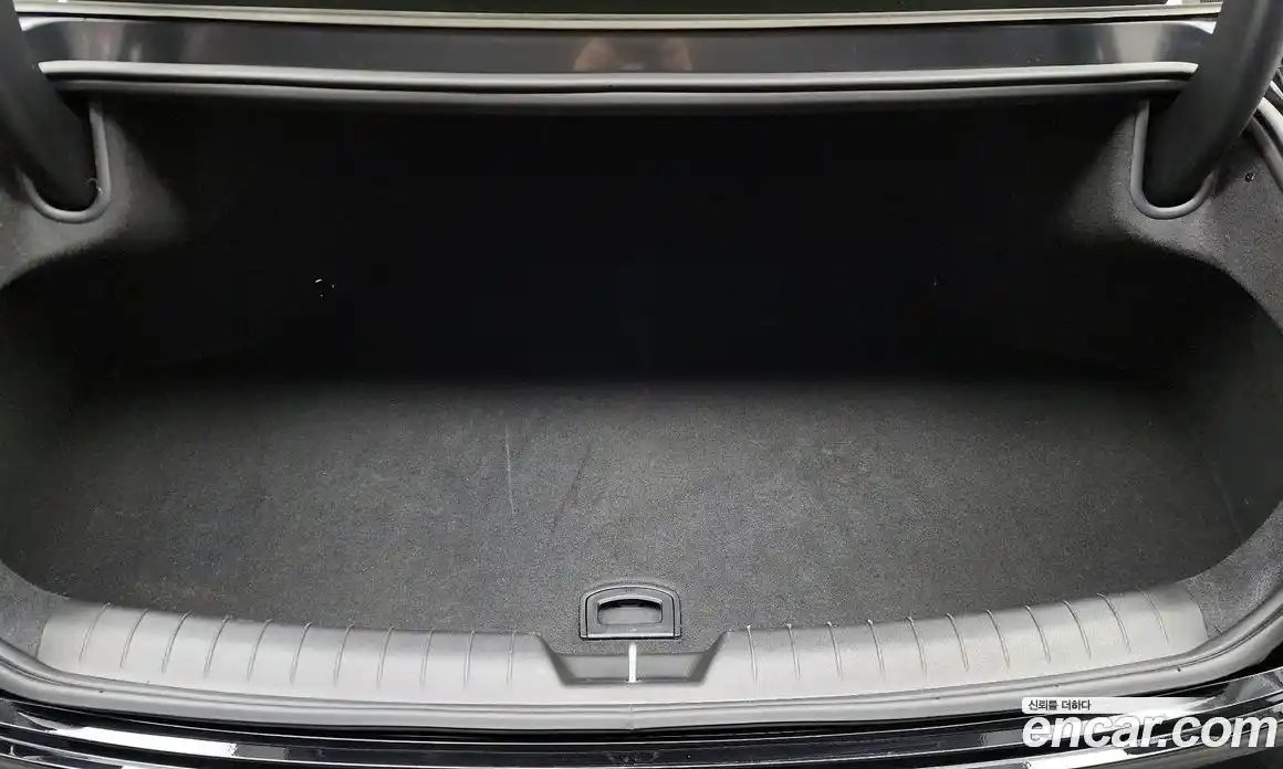 Hyundai Grandeur 2023 2.5 Автомат в Москве № 111090, фото 15