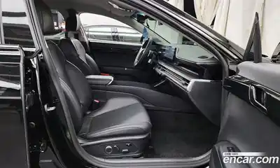 Hyundai Grandeur 2023 2.5 Автомат в Москве № 111090, миниатюра 5