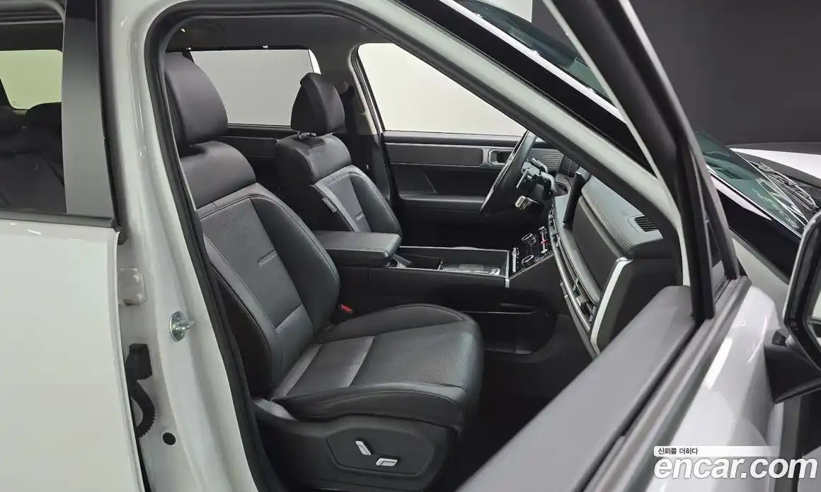 Hyundai Santa Fe 2024 1.6 Автомат в Москве № 111149, фото 11