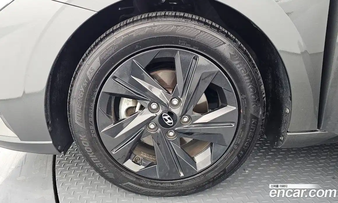 Hyundai Avante 2021 1.6 Автомат в Москве № 112522, фото 16