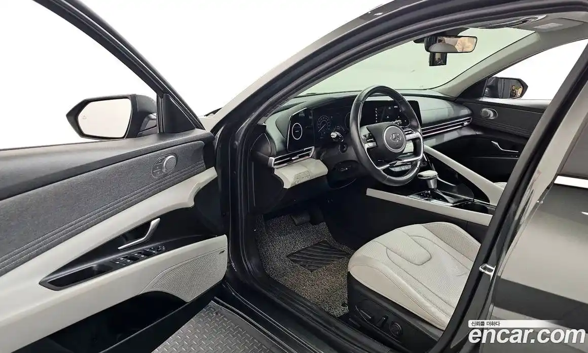 Hyundai Avante 2021 1.6 Автомат в Москве № 112522, фото 17