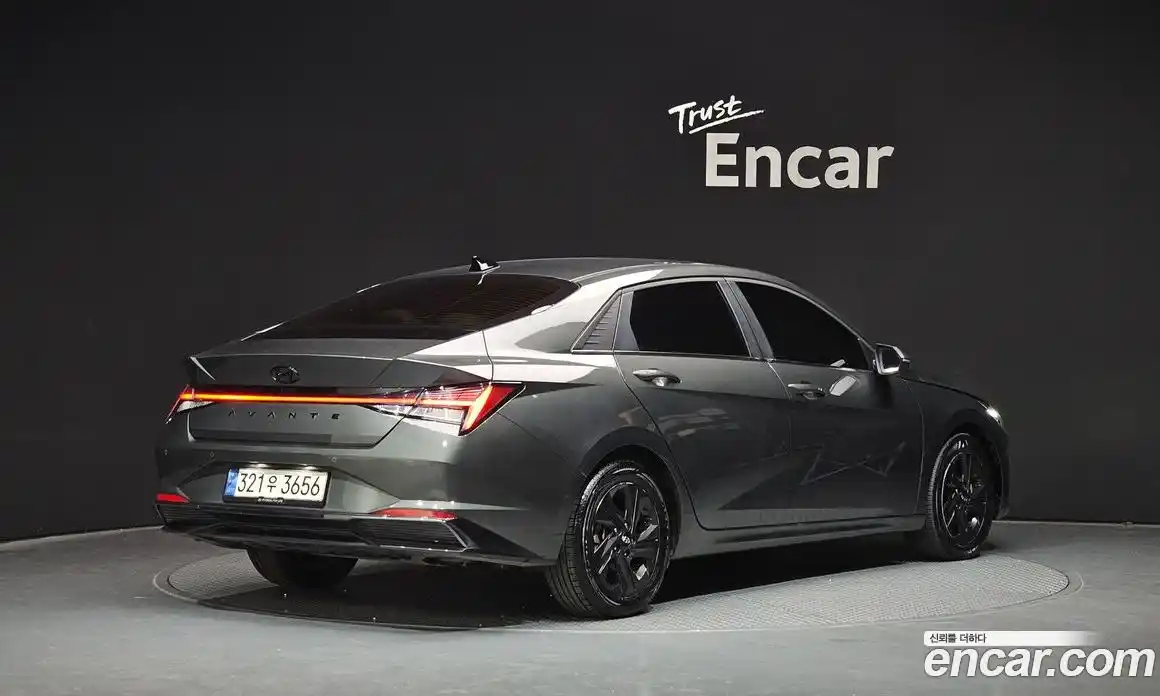 Hyundai Avante 2021 1.6 Автомат в Москве № 113188, фото 8