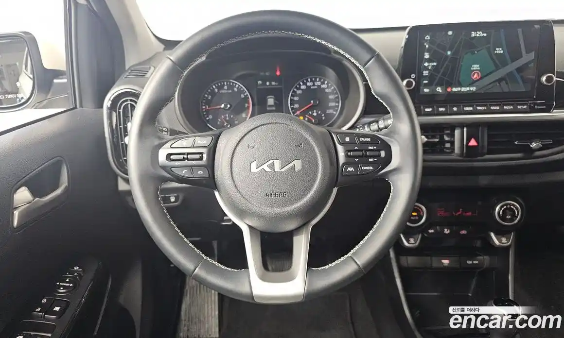 Kia Morning 2023 1.0 Автомат в Москве № 114486, фото 20