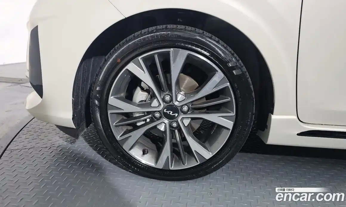 Kia Morning 2023 1.0 Автомат в Москве № 114486, фото 6