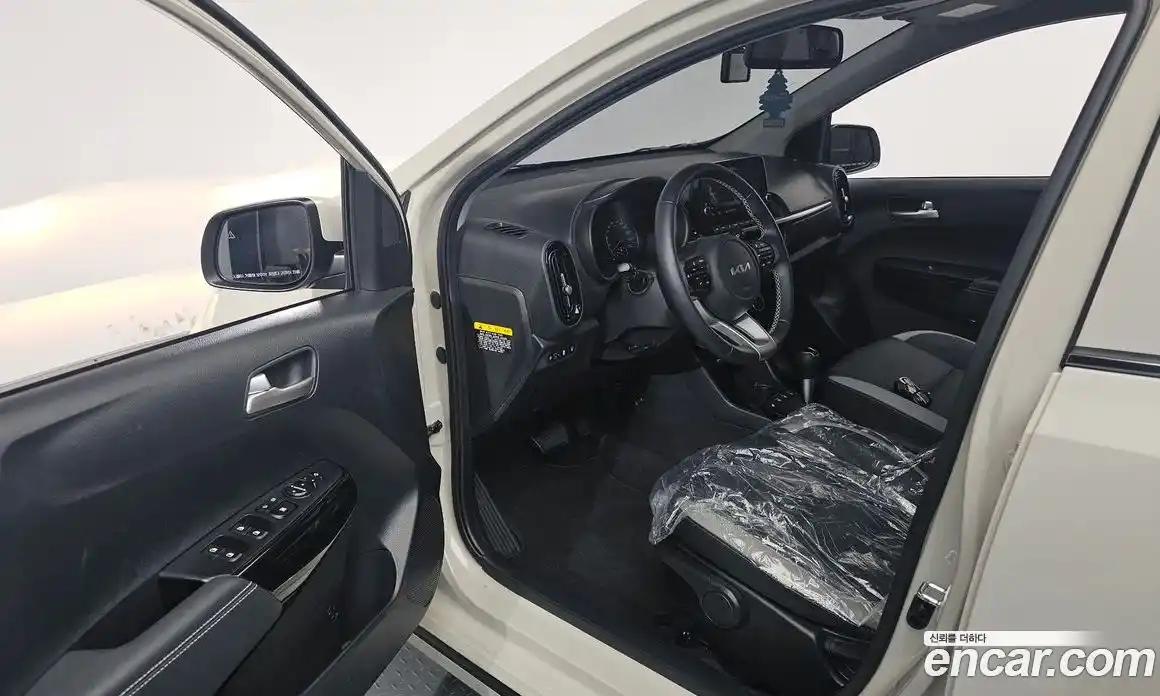 Kia Morning 2023 1.0 Автомат в Москве № 114486, фото 9