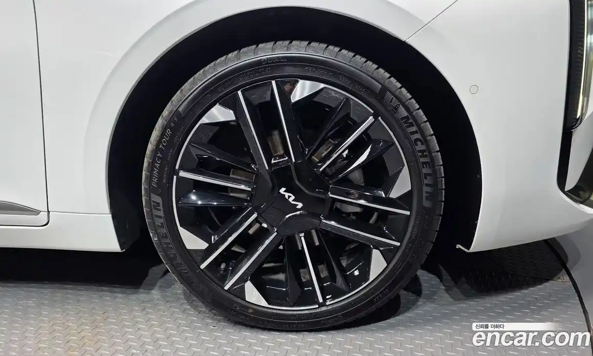 Kia K8 2025 1.6 Автомат в Москве № 114873, фото 3