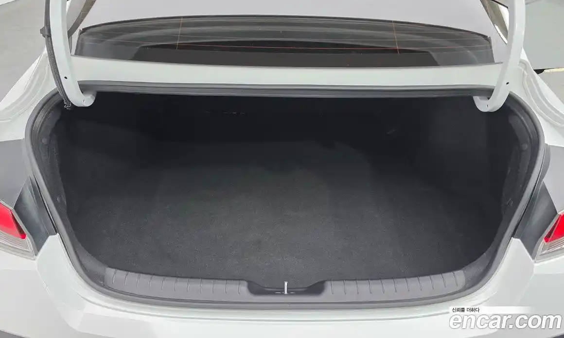 Hyundai Avante 2025 1.6 Автомат в Москве № 118291, фото 13