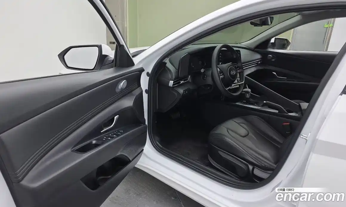 Hyundai Avante 2025 1.6 Автомат в Москве № 118291, фото 14