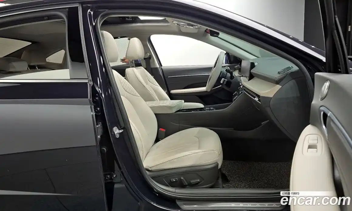 Hyundai Sonata 2024 1.6 Автомат в Москве № 118576, фото 15