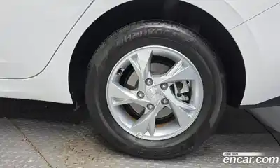 Hyundai Avante, 2021