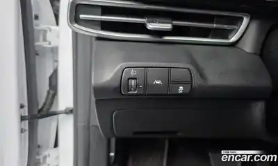 Hyundai Avante 2021 1.6 Автомат в Москве № 119875, миниатюра 3