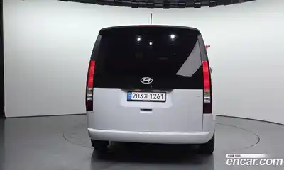 Hyundai Staria 2025 2.2 Автомат в Москве № 119999, миниатюра 2