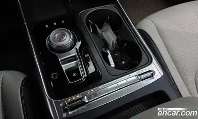 Kia Canival 2025 1.6 Автомат в Москве № 120217, миниатюра 8