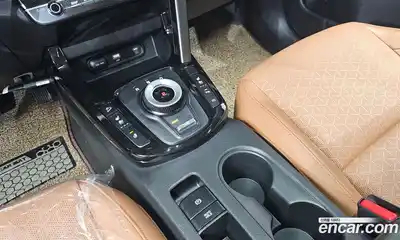 Kia Seltos 2024 1.6 Автомат в Москве № 120848, миниатюра 9