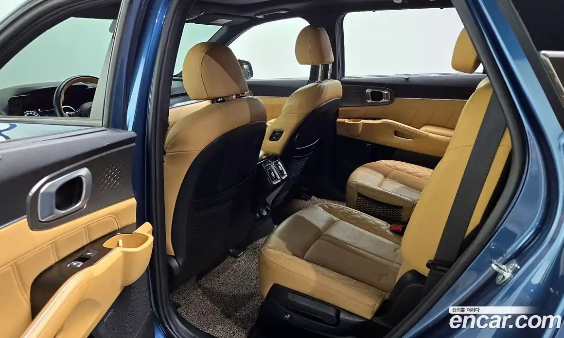 Kia Sorento 2021 1.6 Автомат в Москве № 121851, фото 10