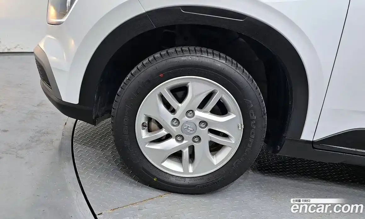 Hyundai Venue 2020 1.6 Автомат в Москве № 123427, фото 14