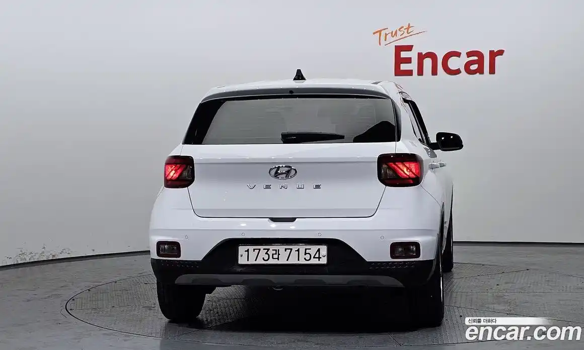 Hyundai Venue 2020 1.6 Автомат в Москве № 123427, фото 16